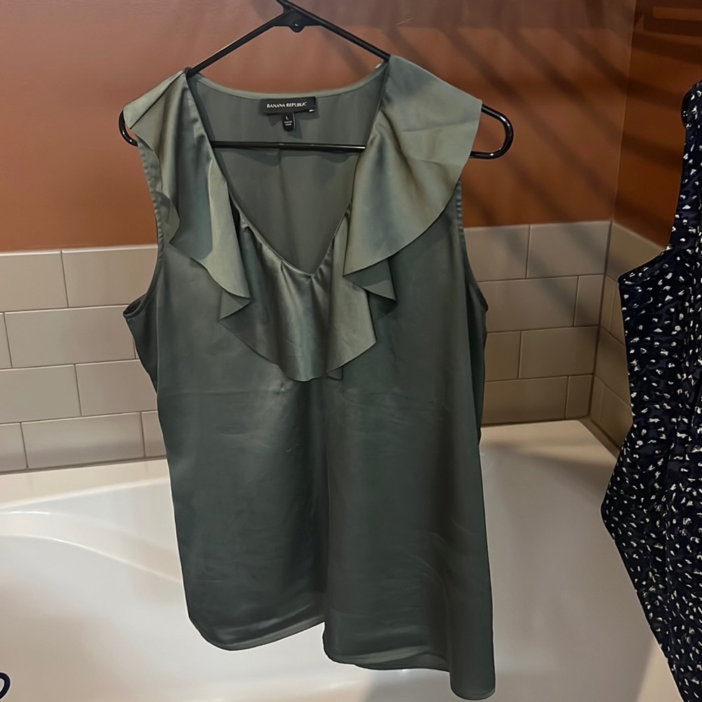 Banana Republic tank